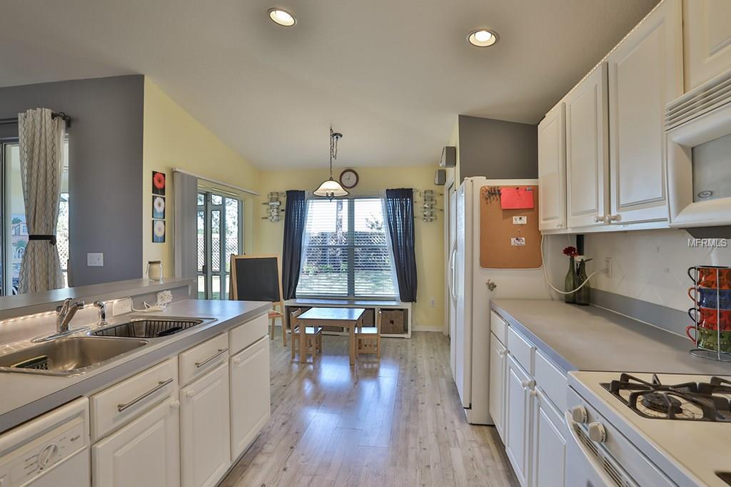 6838 MONARCH PARK DRIVE, APOLLO BEACH, Florida 33572, 4 Bedrooms Bedrooms, 3 Rooms Rooms,2 BathroomsBathrooms,Residential,For sale,MONARCH PARK,T2923975