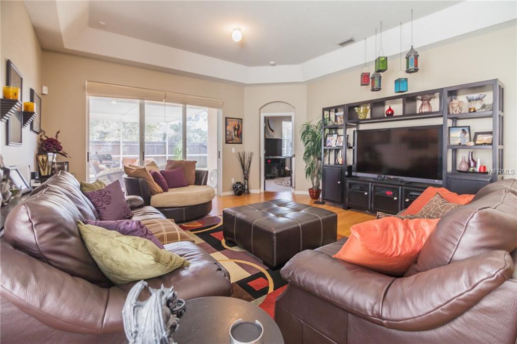 1632 WAKEFIELD DRIVE, BRANDON, Florida 33511, 3 Bedrooms Bedrooms, 3 Rooms Rooms,2 BathroomsBathrooms,Residential,For sale,WAKEFIELD,T2926184