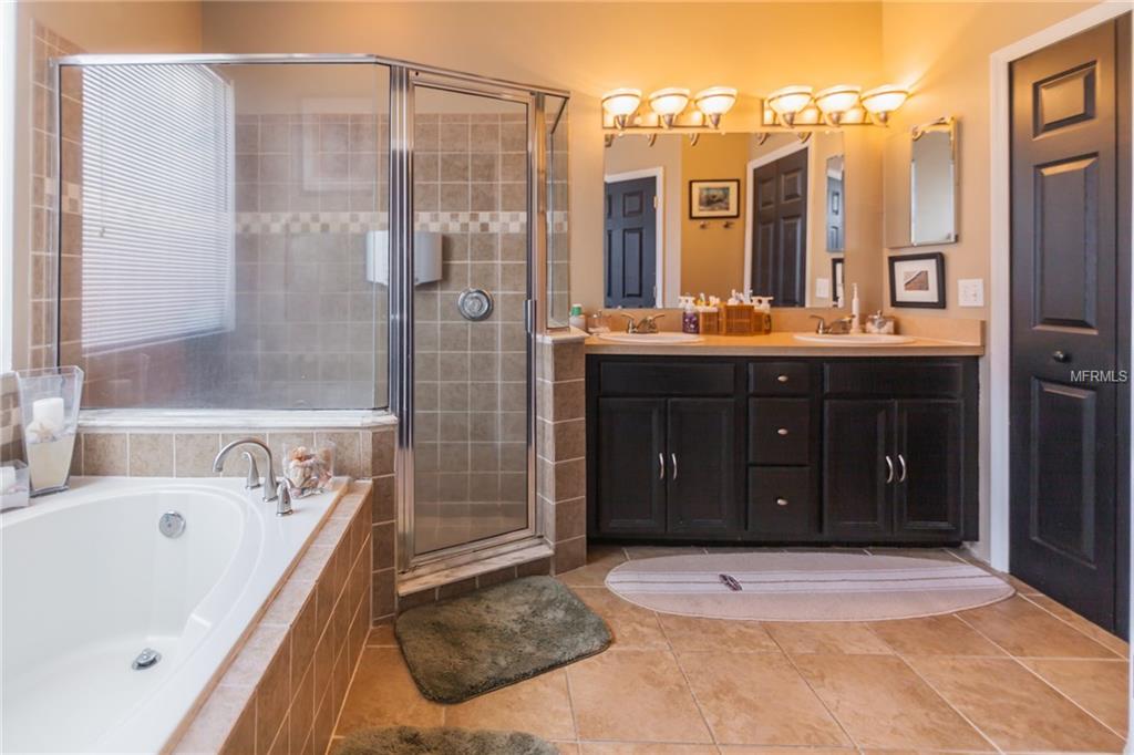 1632 WAKEFIELD DRIVE, BRANDON, Florida 33511, 3 Bedrooms Bedrooms, 3 Rooms Rooms,2 BathroomsBathrooms,Residential,For sale,WAKEFIELD,T2926184