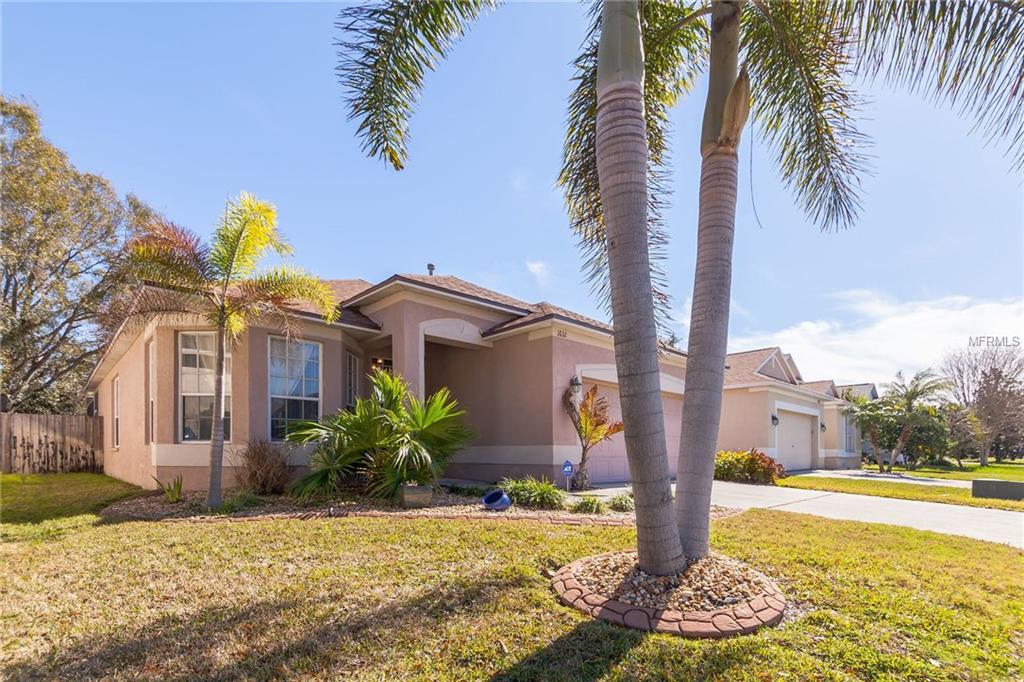 1632 WAKEFIELD DRIVE, BRANDON, Florida 33511, 3 Bedrooms Bedrooms, 3 Rooms Rooms,2 BathroomsBathrooms,Residential,For sale,WAKEFIELD,T2926184