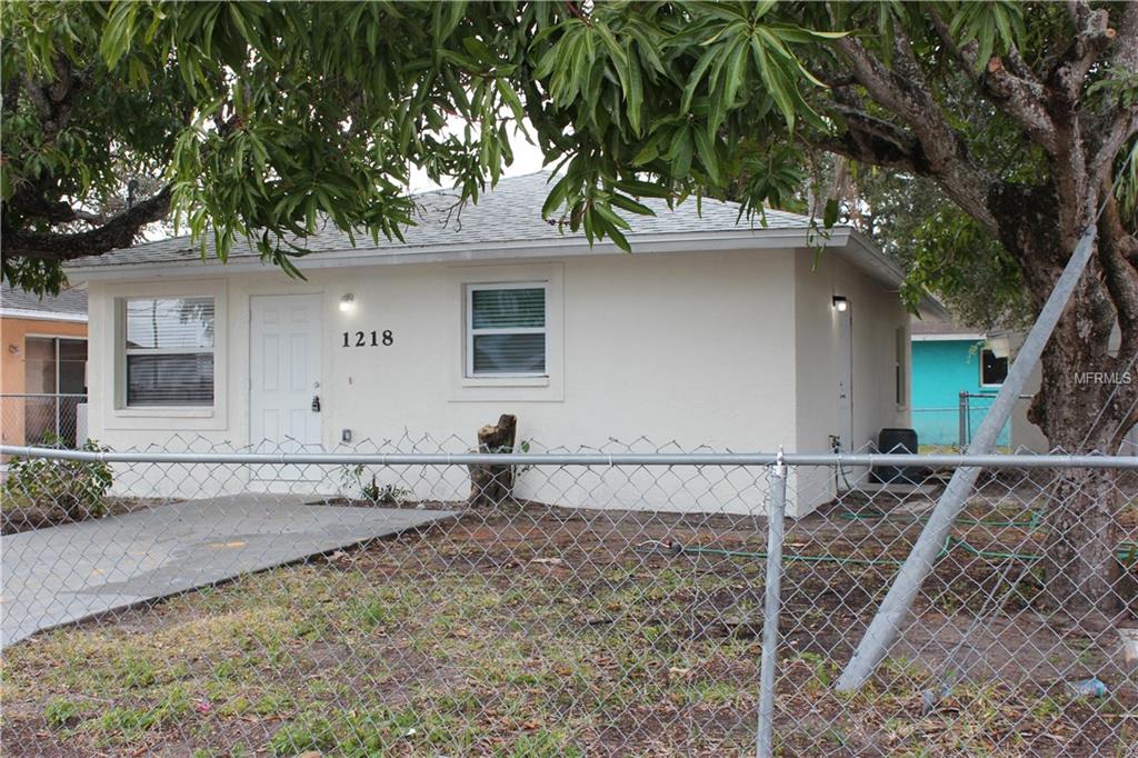 1218 7TH STREET W, BRADENTON, Florida 34205, 3 Bedrooms Bedrooms, 5 Rooms Rooms,2 BathroomsBathrooms,Residential,For sale,7TH,A4209214