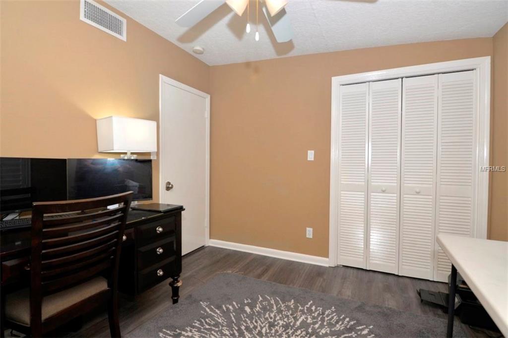 970 MOJAVE TRAIL, MAITLAND, Florida 32751, 4 Bedrooms Bedrooms, 5 Rooms Rooms,2 BathroomsBathrooms,Residential,For sale,MOJAVE,O5541970