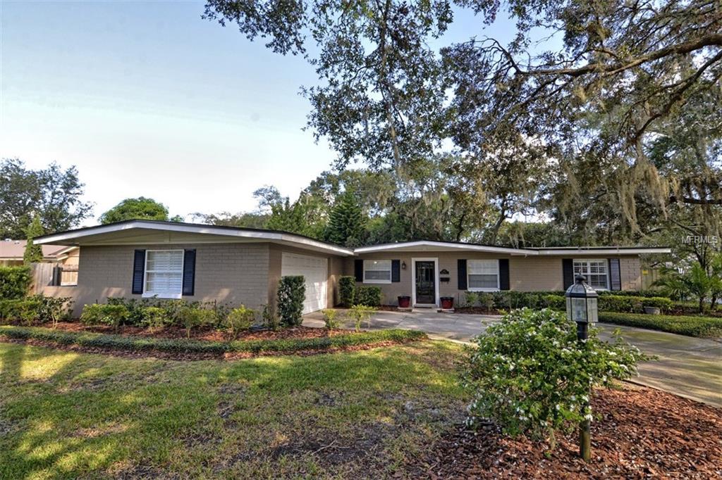 970 MOJAVE TRAIL, MAITLAND, Florida 32751, 4 Bedrooms Bedrooms, 5 Rooms Rooms,2 BathroomsBathrooms,Residential,For sale,MOJAVE,O5541970