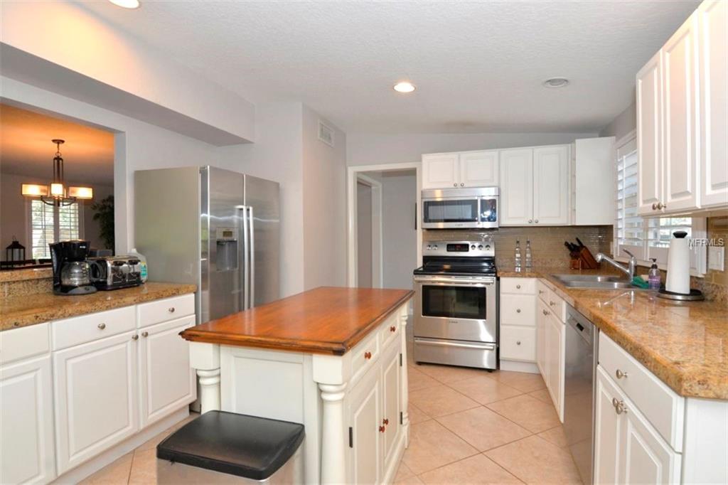 970 MOJAVE TRAIL, MAITLAND, Florida 32751, 4 Bedrooms Bedrooms, 5 Rooms Rooms,2 BathroomsBathrooms,Residential,For sale,MOJAVE,O5541970