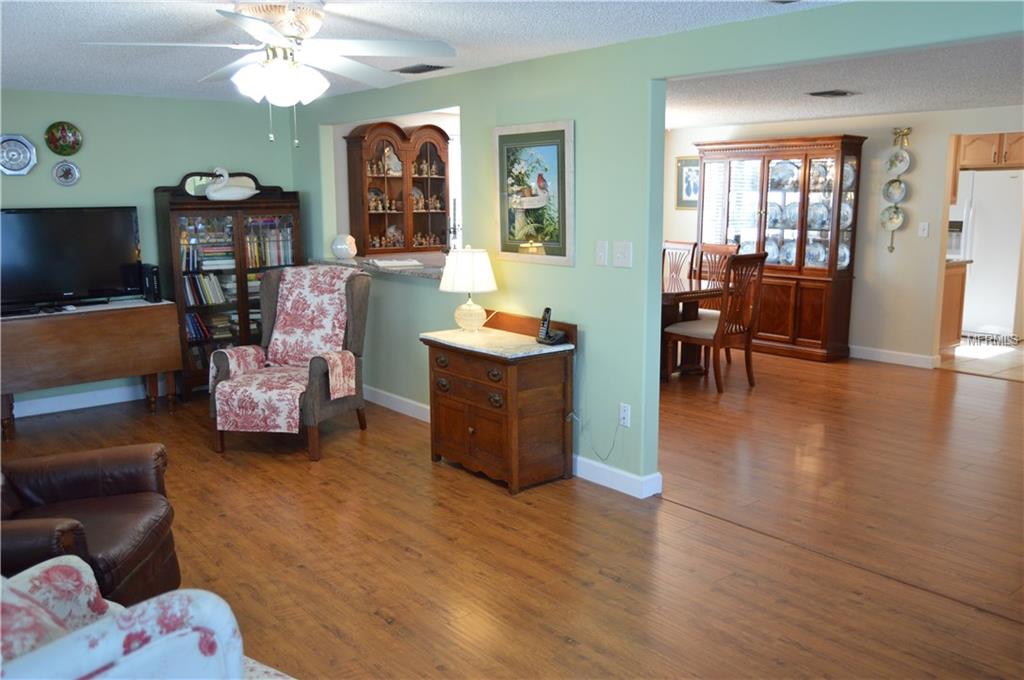 4152 STAR ISLAND DRIVE, HOLIDAY, Florida 34691, 2 Bedrooms Bedrooms, 5 Rooms Rooms,2 BathroomsBathrooms,Residential,For sale,STAR ISLAND,T2916747