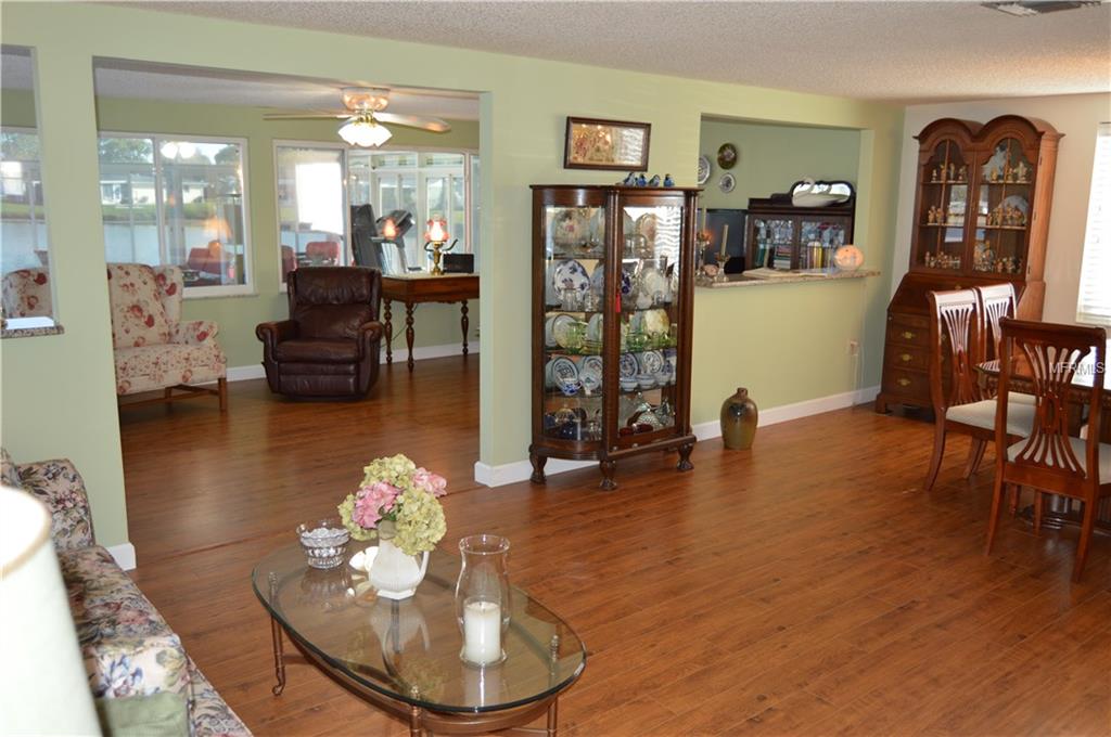 4152 STAR ISLAND DRIVE, HOLIDAY, Florida 34691, 2 Bedrooms Bedrooms, 5 Rooms Rooms,2 BathroomsBathrooms,Residential,For sale,STAR ISLAND,T2916747