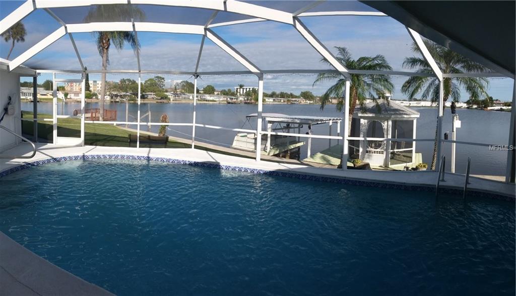 4152 STAR ISLAND DRIVE, HOLIDAY, Florida 34691, 2 Bedrooms Bedrooms, 5 Rooms Rooms,2 BathroomsBathrooms,Residential,For sale,STAR ISLAND,T2916747