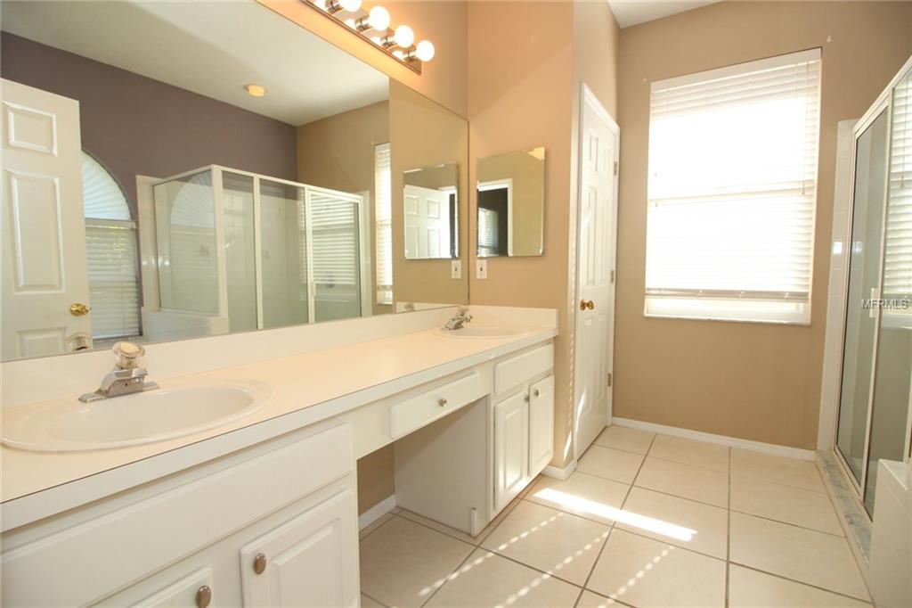 106 PEREGRINE COURT, WINTER SPRINGS, Florida 32708, 3 Bedrooms Bedrooms, 7 Rooms Rooms,2 BathroomsBathrooms,Residential,For sale,PEREGRINE,O5552178