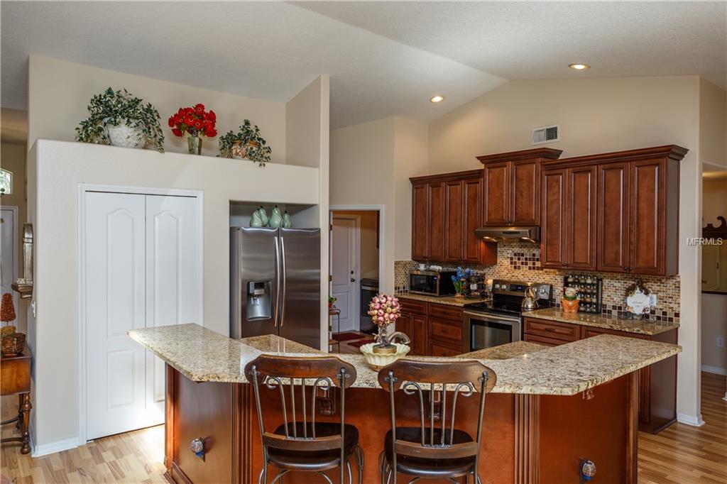 7032 HIAWASSEE OVERLOOK DRIVE, ORLANDO, Florida 32835, 4 Bedrooms Bedrooms, 8 Rooms Rooms,2 BathroomsBathrooms,Residential,For sale,HIAWASSEE OVERLOOK,O5555183