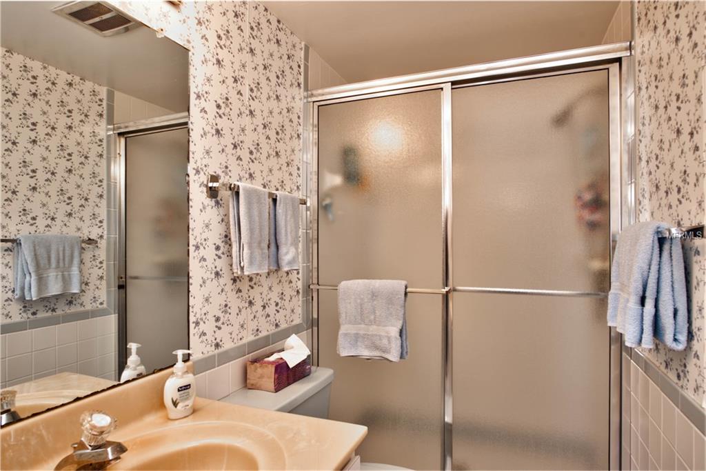 868 BAYWAY BOULEVARD, CLEARWATER BEACH, Florida 33767, 2 Bedrooms Bedrooms, 3 Rooms Rooms,2 BathroomsBathrooms,Residential,For sale,BAYWAY,U7845785