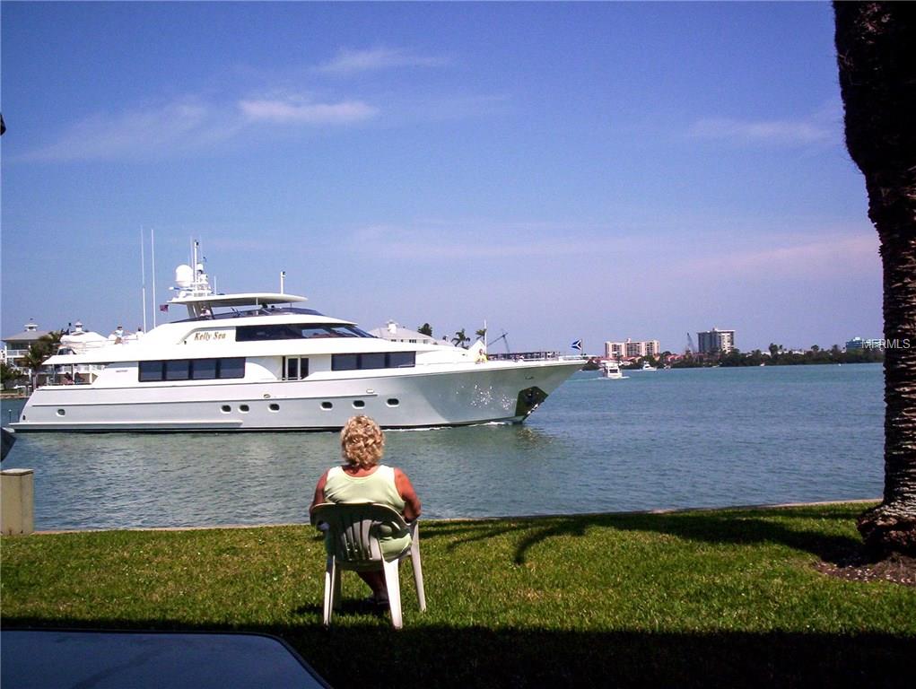 868 BAYWAY BOULEVARD, CLEARWATER BEACH, Florida 33767, 2 Bedrooms Bedrooms, 3 Rooms Rooms,2 BathroomsBathrooms,Residential,For sale,BAYWAY,U7845785