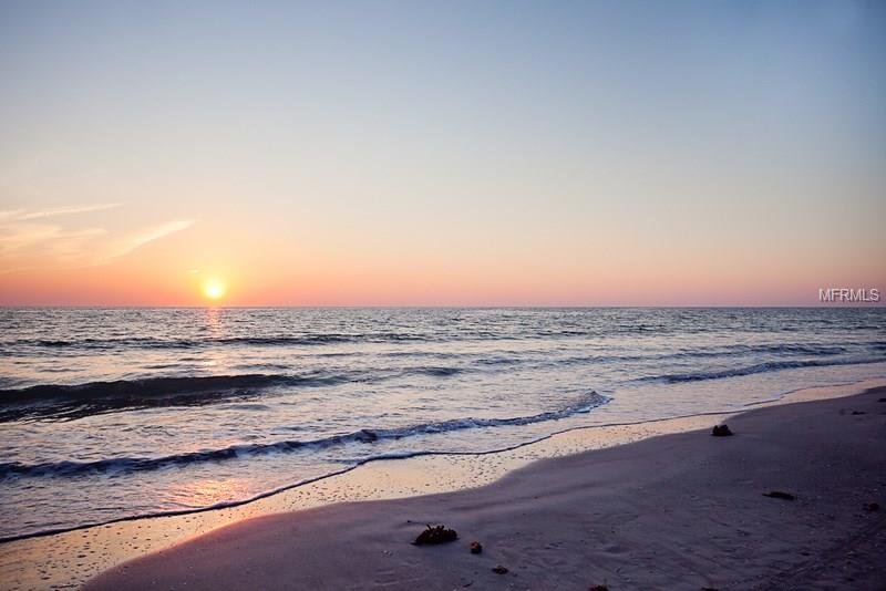 868 BAYWAY BOULEVARD, CLEARWATER BEACH, Florida 33767, 2 Bedrooms Bedrooms, 3 Rooms Rooms,2 BathroomsBathrooms,Residential,For sale,BAYWAY,U7845785