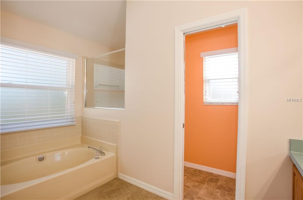 1351 AUGUSTA NATIONAL BOULEVARD, WINTER SPRINGS, Florida 32708, 4 Bedrooms Bedrooms, 8 Rooms Rooms,3 BathroomsBathrooms,Residential,For sale,AUGUSTA NATIONAL,S4856587