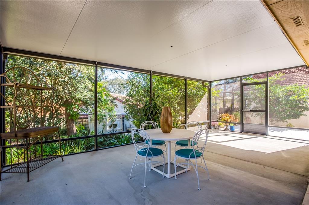 1351 AUGUSTA NATIONAL BOULEVARD, WINTER SPRINGS, Florida 32708, 4 Bedrooms Bedrooms, 8 Rooms Rooms,3 BathroomsBathrooms,Residential,For sale,AUGUSTA NATIONAL,S4856587