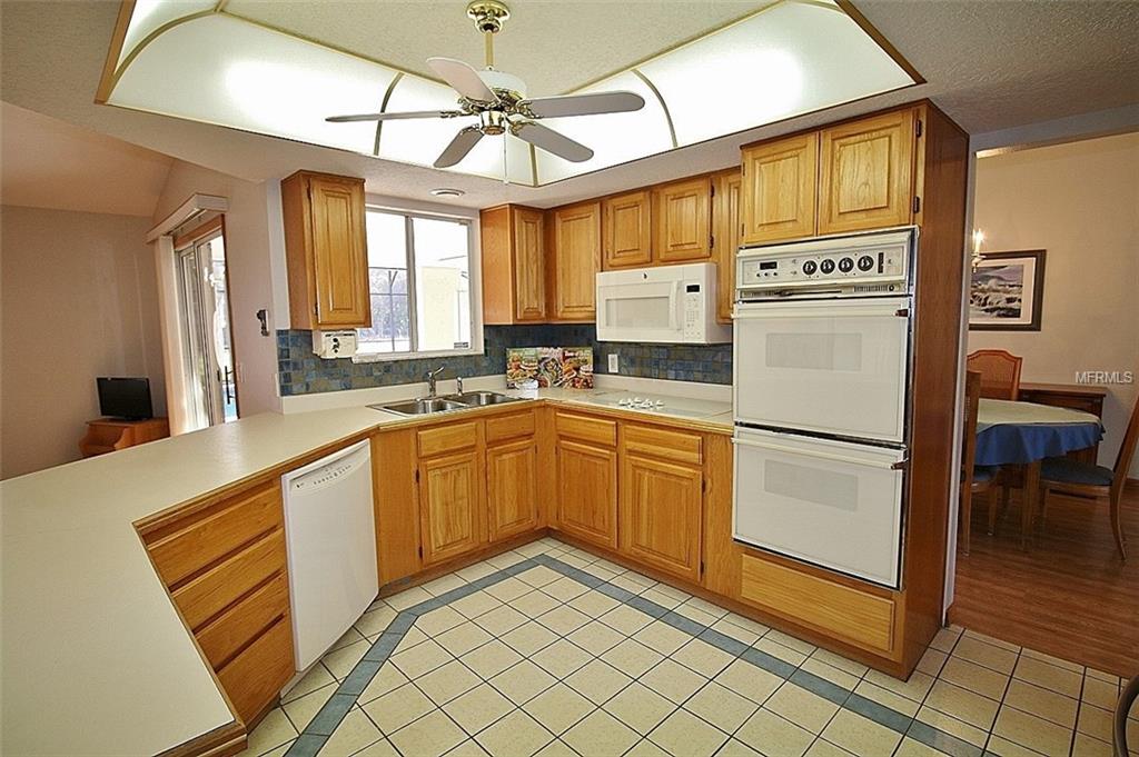 2165 LAKEBREEZE WAY, DELTONA, Florida 32738, 3 Bedrooms Bedrooms, 10 Rooms Rooms,2 BathroomsBathrooms,Residential,For sale,LAKEBREEZE,O5560926