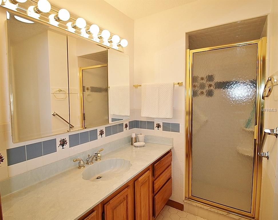 2165 LAKEBREEZE WAY, DELTONA, Florida 32738, 3 Bedrooms Bedrooms, 10 Rooms Rooms,2 BathroomsBathrooms,Residential,For sale,LAKEBREEZE,O5560926