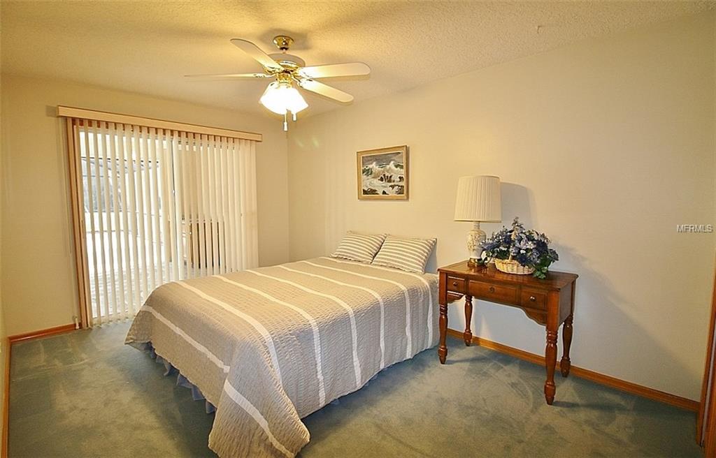 2165 LAKEBREEZE WAY, DELTONA, Florida 32738, 3 Bedrooms Bedrooms, 10 Rooms Rooms,2 BathroomsBathrooms,Residential,For sale,LAKEBREEZE,O5560926