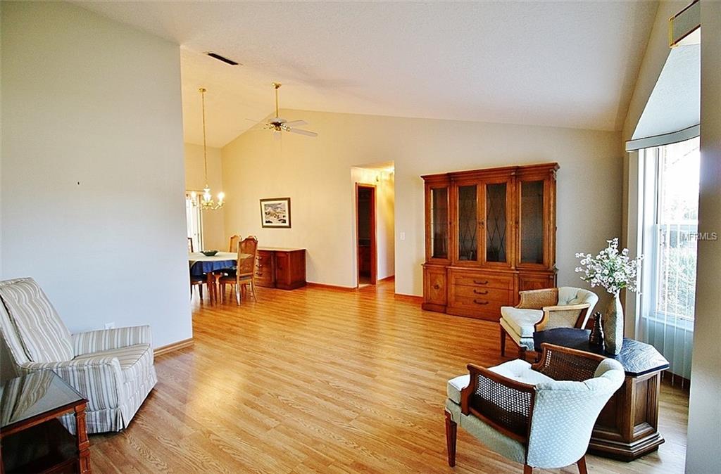 2165 LAKEBREEZE WAY, DELTONA, Florida 32738, 3 Bedrooms Bedrooms, 10 Rooms Rooms,2 BathroomsBathrooms,Residential,For sale,LAKEBREEZE,O5560926