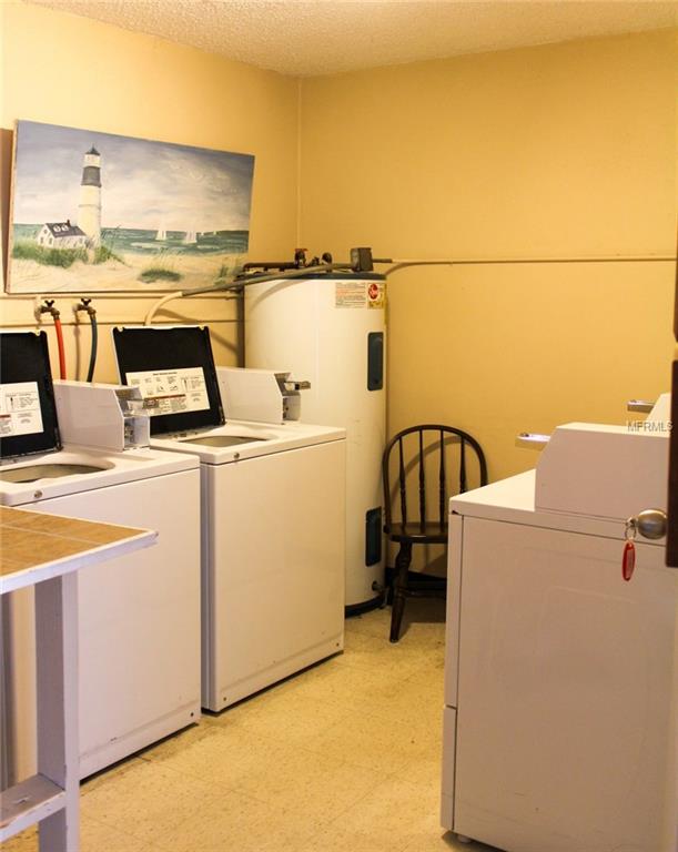 19029 US HIGHWAY 19 N, CLEARWATER, Florida 33764, 2 Bedrooms Bedrooms, 5 Rooms Rooms,2 BathroomsBathrooms,Residential,For sale,US HIGHWAY 19,U7847304