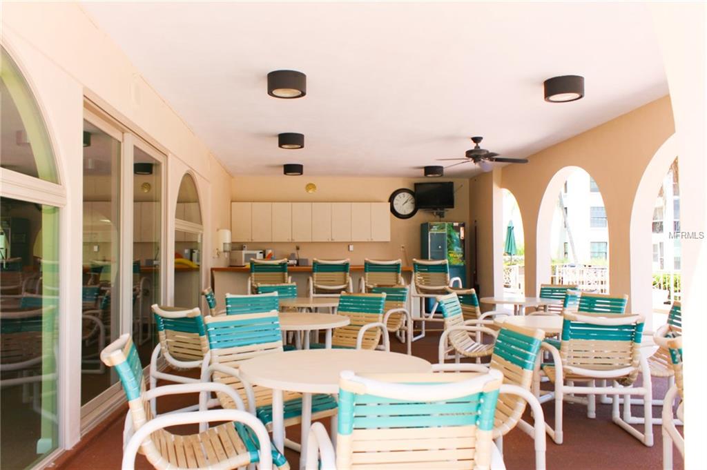 19029 US HIGHWAY 19 N, CLEARWATER, Florida 33764, 2 Bedrooms Bedrooms, 5 Rooms Rooms,2 BathroomsBathrooms,Residential,For sale,US HIGHWAY 19,U7847304