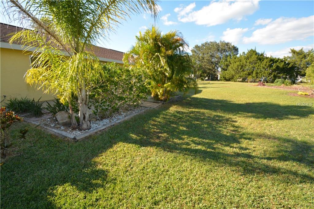 3218 MONTCLAIR CIR, NORTH PORT, Florida 34287, 3 Bedrooms Bedrooms, 6 Rooms Rooms,2 BathroomsBathrooms,Residential,For sale,MONTCLAIR CIR,A4202265