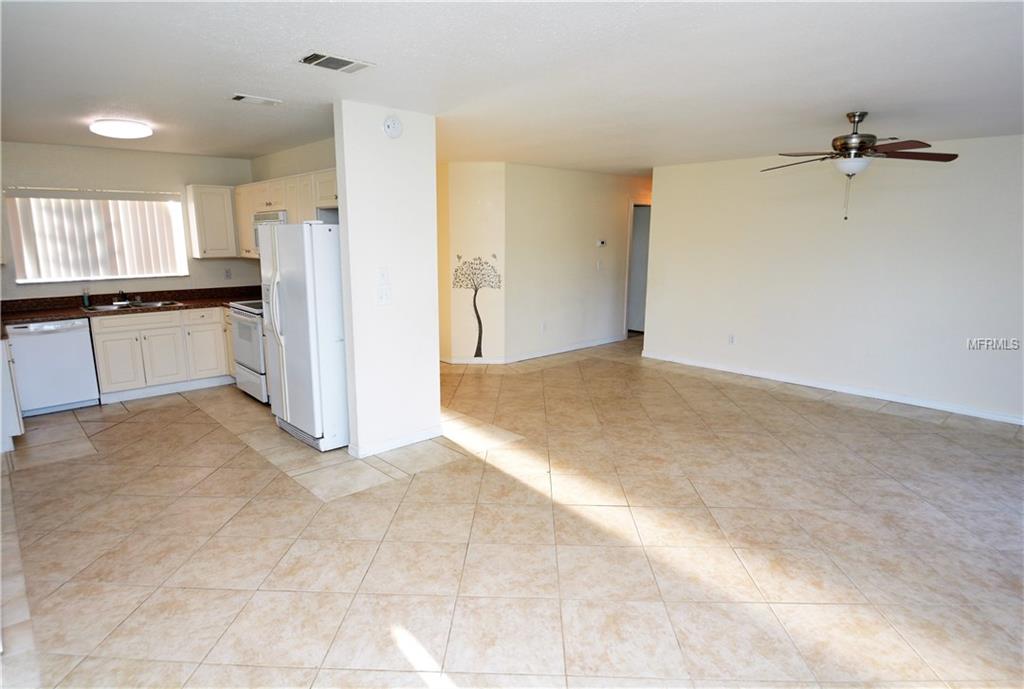 3218 MONTCLAIR CIR, NORTH PORT, Florida 34287, 3 Bedrooms Bedrooms, 6 Rooms Rooms,2 BathroomsBathrooms,Residential,For sale,MONTCLAIR CIR,A4202265