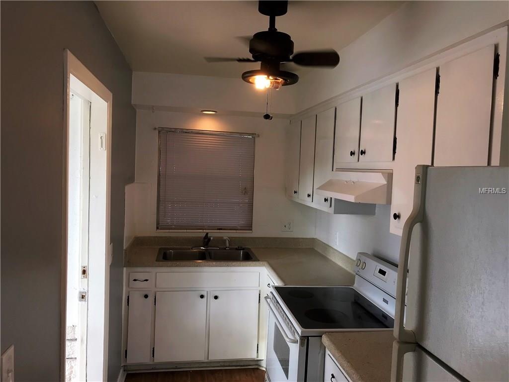 6406 S CLARK AVENUE, TAMPA, Florida 33616, 3 Bedrooms Bedrooms, 5 Rooms Rooms,1 BathroomBathrooms,Residential,For sale,CLARK,W7635853