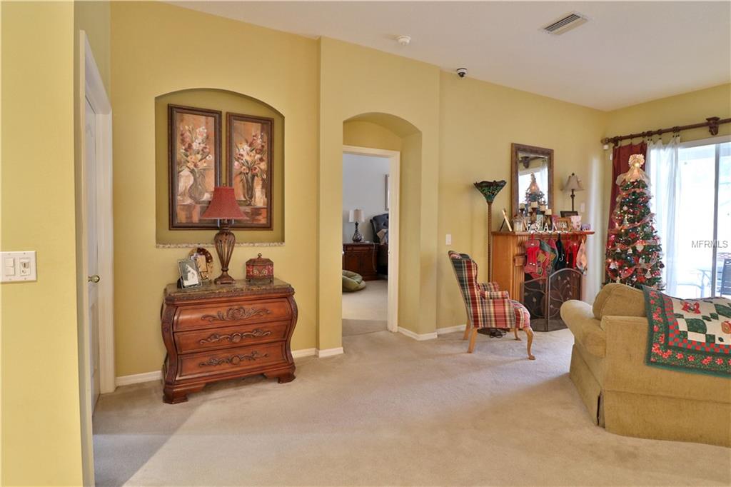 5433 WINHAWK WAY, LUTZ, Florida 33558, 4 Bedrooms Bedrooms, 10 Rooms Rooms,3 BathroomsBathrooms,Residential,For sale,WINHAWK,T2918800