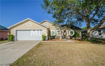 13212 PARKHURST COURT, RIVERVIEW, Florida 33569, 3 Bedrooms Bedrooms, 3 Rooms Rooms,2 BathroomsBathrooms,Residential,For sale,PARKHURST,T2920796