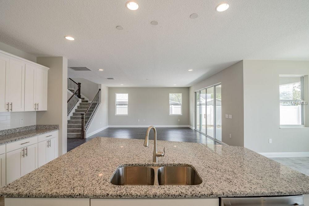 1200 MUROK WAY S, SAINT PETERSBURG, Florida 33705, 5 Bedrooms Bedrooms, 8 Rooms Rooms,4 BathroomsBathrooms,Residential,For sale,MUROK,T2923979