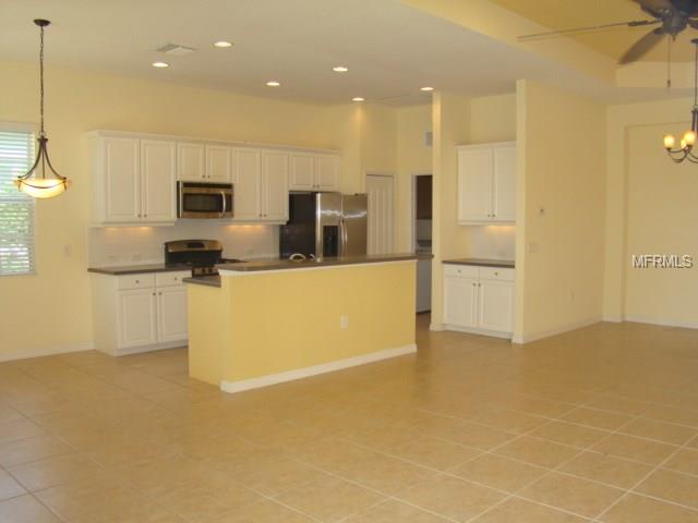 14438 STIRLING DRIVE, LAKEWOOD RANCH, Florida 34202, 3 Bedrooms Bedrooms, 7 Rooms Rooms,2 BathroomsBathrooms,Residential,For sale,STIRLING,A4208267