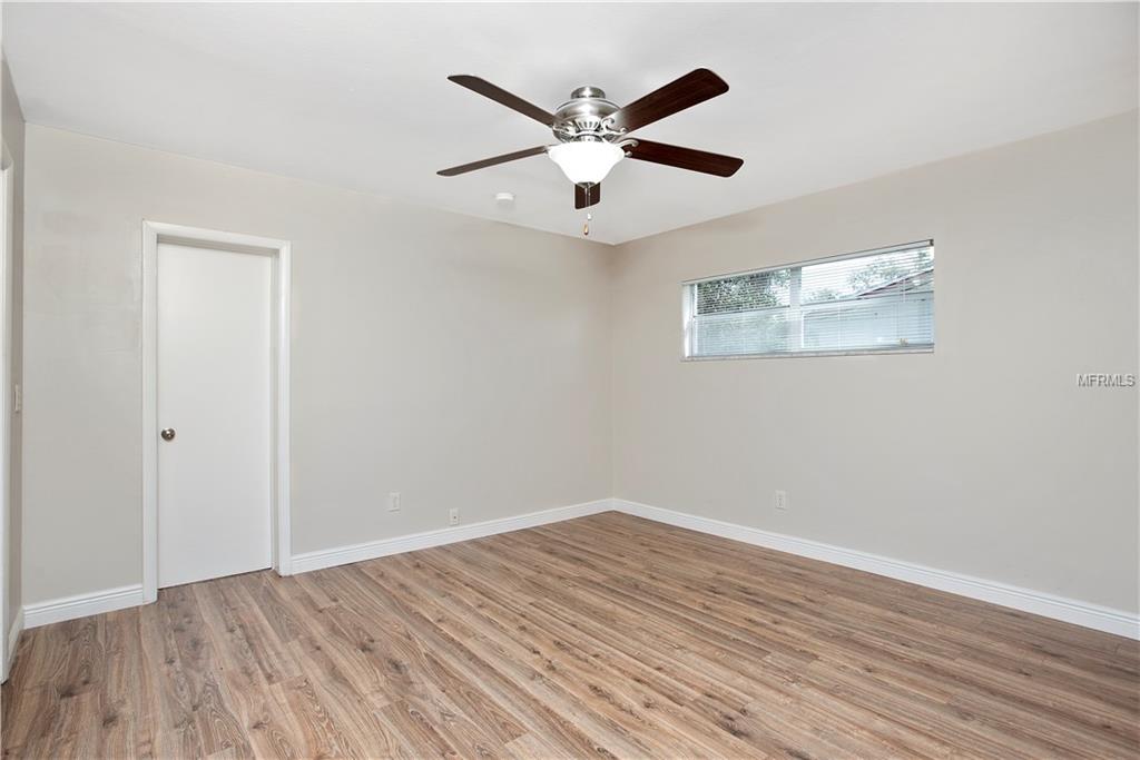 2016 CRICKET LANE, VALRICO, Florida 33594, 3 Bedrooms Bedrooms, 8 Rooms Rooms,2 BathroomsBathrooms,Residential,For sale,CRICKET,T2927487