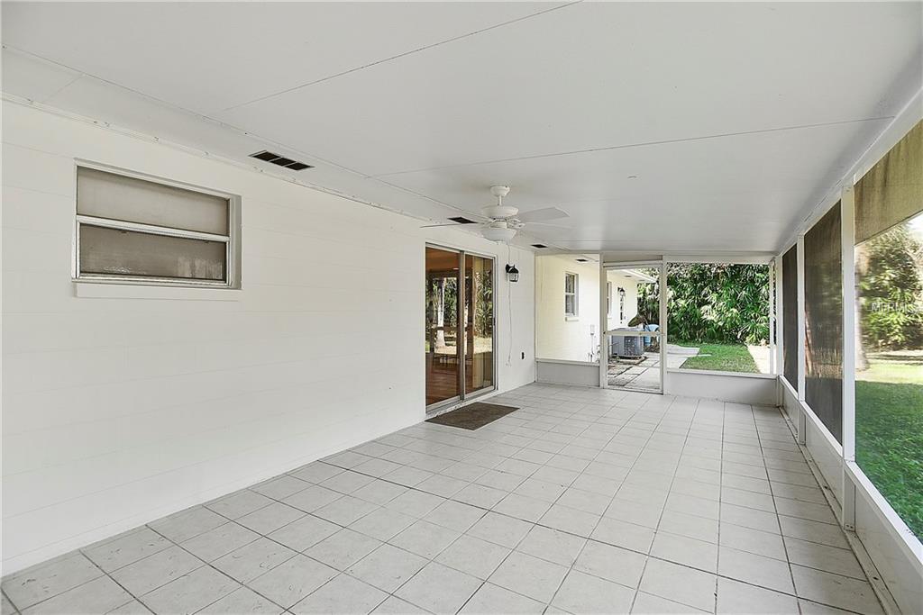 2016 CRICKET LANE, VALRICO, Florida 33594, 3 Bedrooms Bedrooms, 8 Rooms Rooms,2 BathroomsBathrooms,Residential,For sale,CRICKET,T2927487