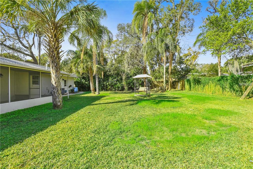 2016 CRICKET LANE, VALRICO, Florida 33594, 3 Bedrooms Bedrooms, 8 Rooms Rooms,2 BathroomsBathrooms,Residential,For sale,CRICKET,T2927487