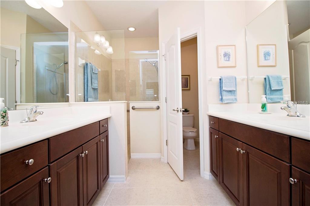 5055 MAYMONT PARK CIRCLE, BRADENTON, Florida 34203, 2 Bedrooms Bedrooms, 7 Rooms Rooms,2 BathroomsBathrooms,Residential,For sale,MAYMONT PARK,A4210042