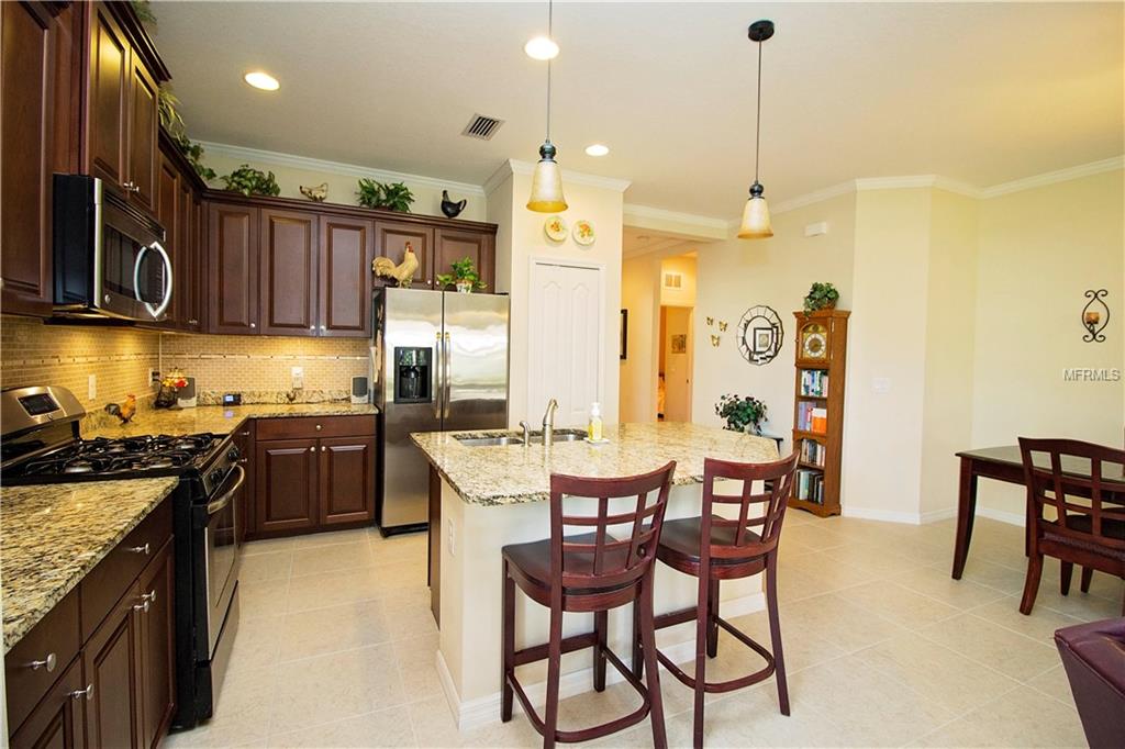 5055 MAYMONT PARK CIRCLE, BRADENTON, Florida 34203, 2 Bedrooms Bedrooms, 7 Rooms Rooms,2 BathroomsBathrooms,Residential,For sale,MAYMONT PARK,A4210042