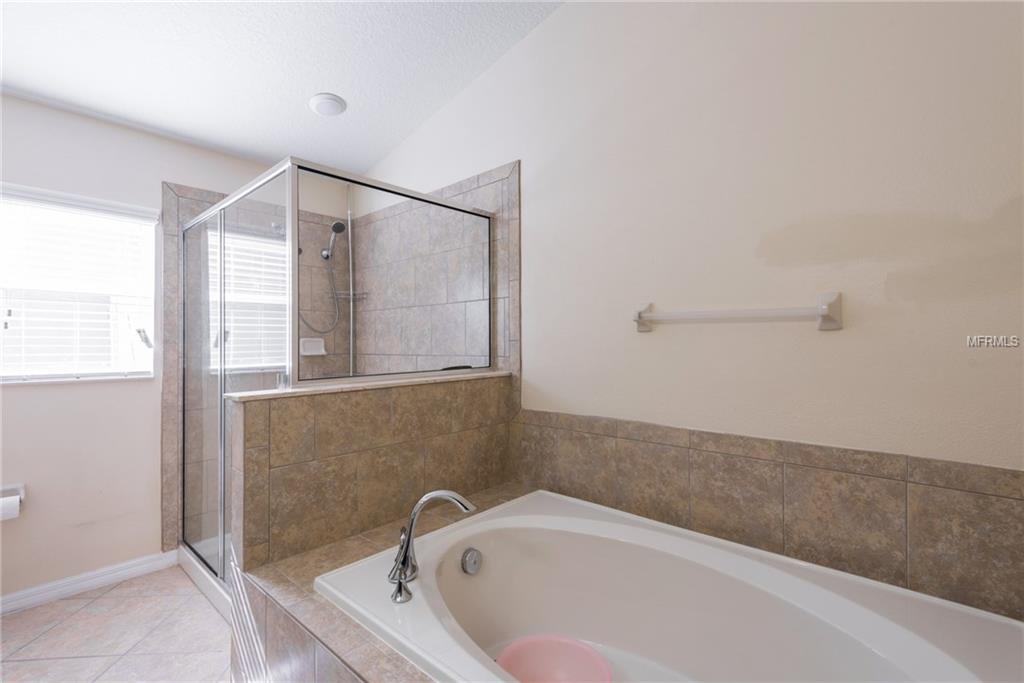 10309 SUMMER AZURE DRIVE, RIVERVIEW, Florida 33578, 4 Bedrooms Bedrooms, 7 Rooms Rooms,2 BathroomsBathrooms,Residential,For sale,SUMMER AZURE,A4204605