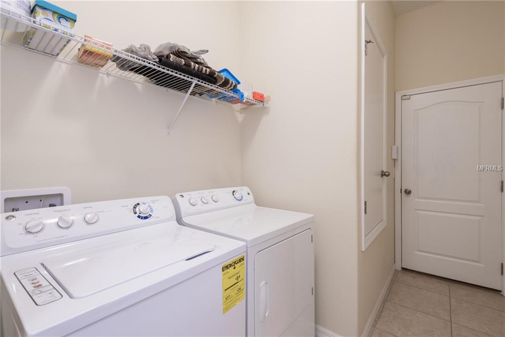 10309 SUMMER AZURE DRIVE, RIVERVIEW, Florida 33578, 4 Bedrooms Bedrooms, 7 Rooms Rooms,2 BathroomsBathrooms,Residential,For sale,SUMMER AZURE,A4204605