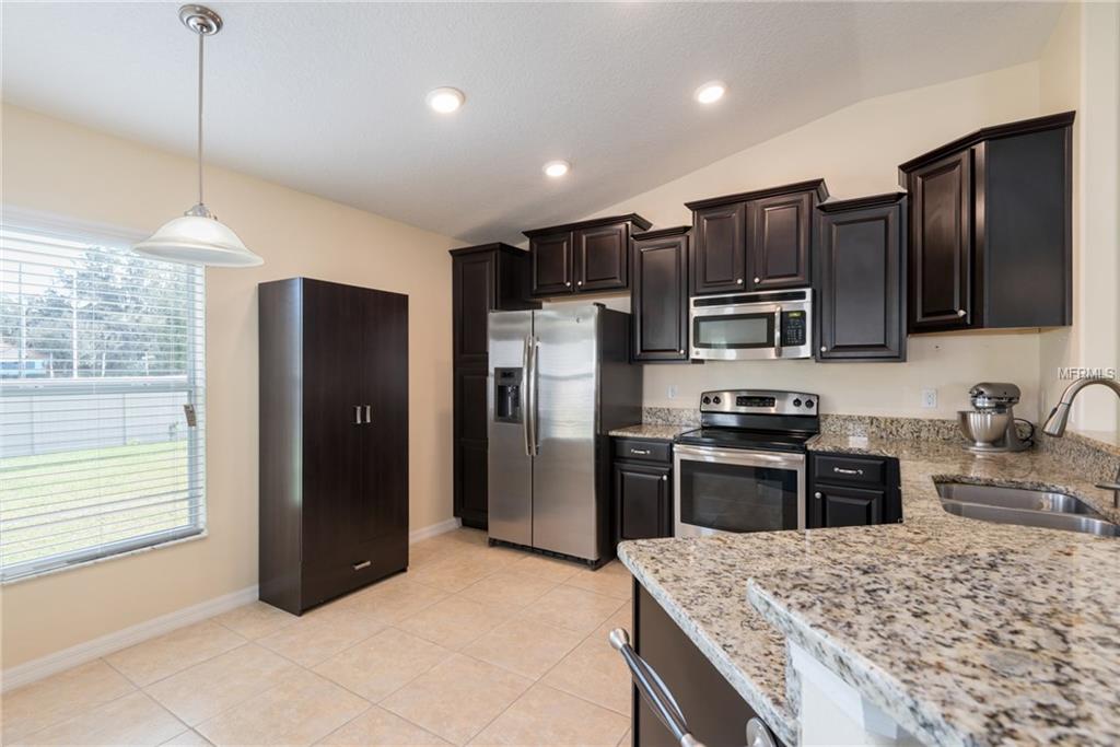 10309 SUMMER AZURE DRIVE, RIVERVIEW, Florida 33578, 4 Bedrooms Bedrooms, 7 Rooms Rooms,2 BathroomsBathrooms,Residential,For sale,SUMMER AZURE,A4204605