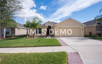 10309 SUMMER AZURE DRIVE, RIVERVIEW, Florida 33578, 4 Bedrooms Bedrooms, 7 Rooms Rooms,2 BathroomsBathrooms,Residential,For sale,SUMMER AZURE,A4204605