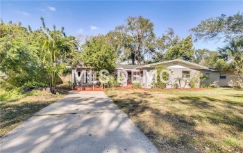 4709 W COACHMAN AVENUE, TAMPA, Florida 33611, 3 Bedrooms Bedrooms, 6 Rooms Rooms,2 BathroomsBathrooms,Residential,For sale,COACHMAN,T2922034