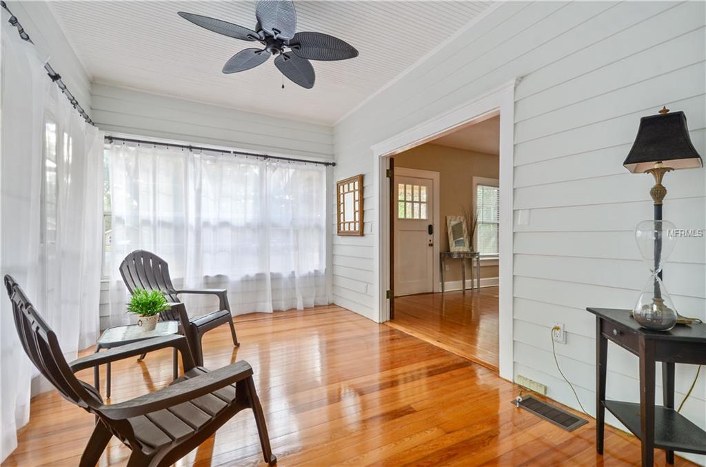 1615 E AMELIA STREET, ORLANDO, Florida 32803, 4 Bedrooms Bedrooms, 9 Rooms Rooms,3 BathroomsBathrooms,Residential,For sale,AMELIA,O5556162