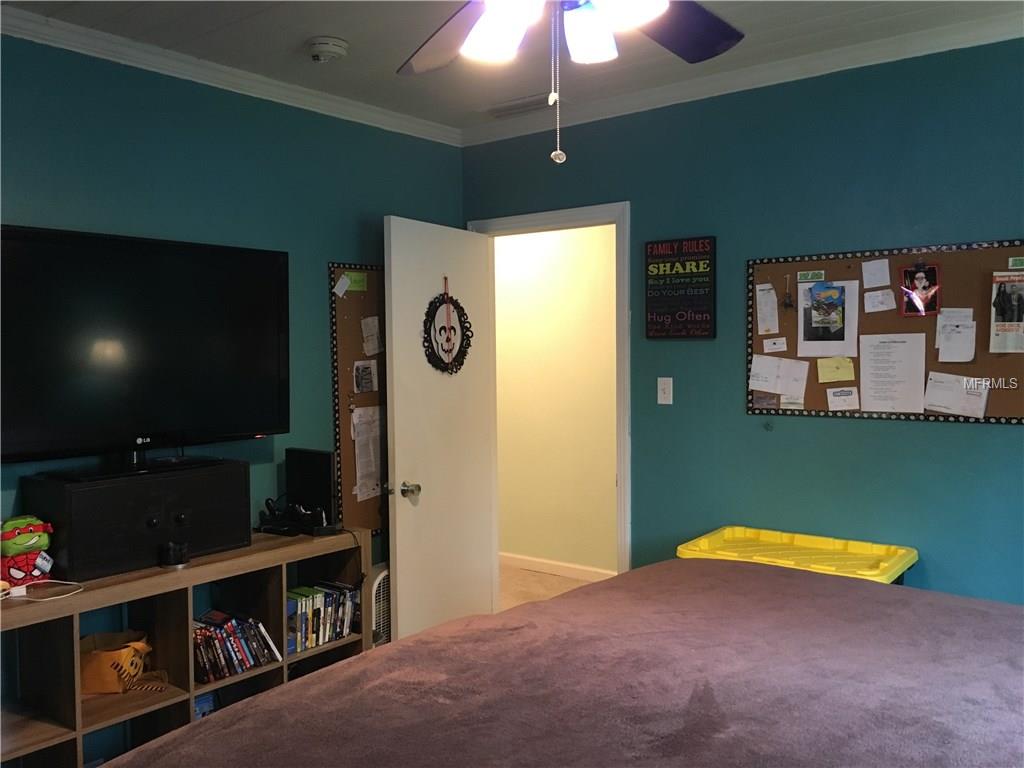 298 W WENTWORTH STREET, ENGLEWOOD, Florida 34223, 4 Bedrooms Bedrooms, 7 Rooms Rooms,2 BathroomsBathrooms,Residential,For sale,WENTWORTH,C7248062