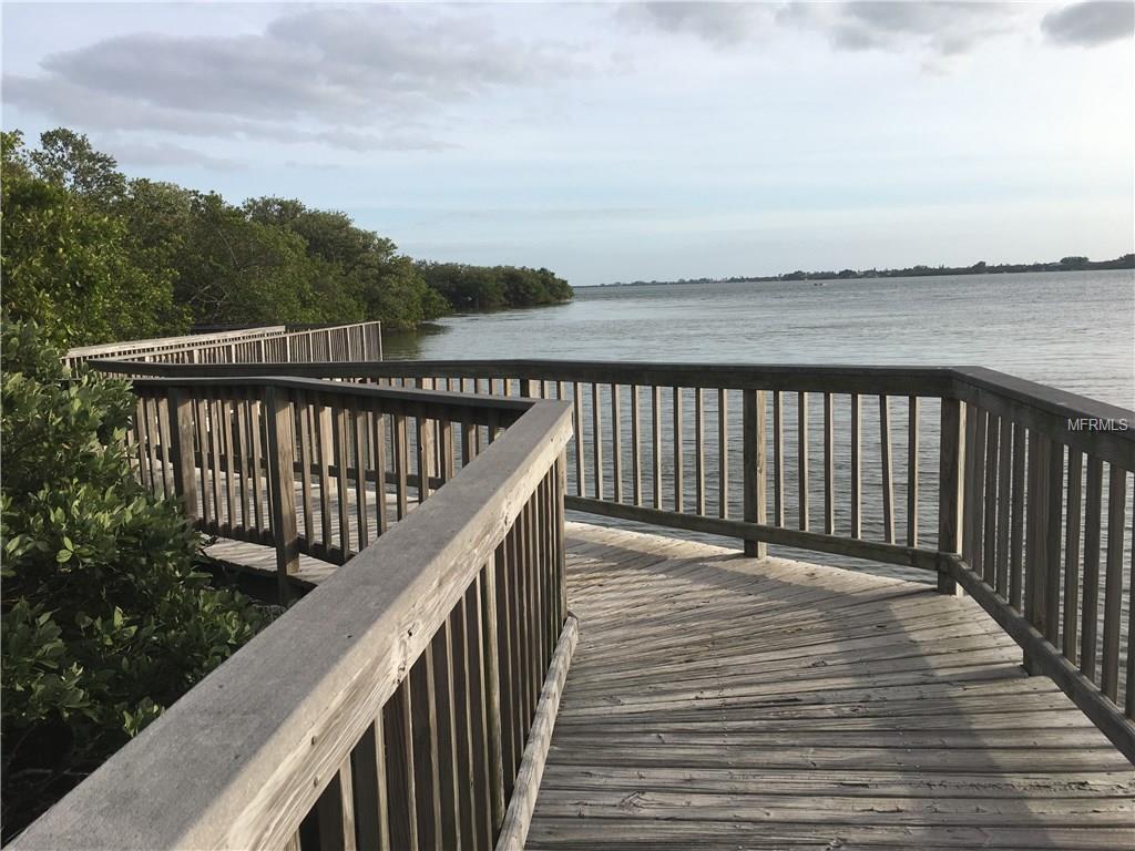 298 W WENTWORTH STREET, ENGLEWOOD, Florida 34223, 4 Bedrooms Bedrooms, 7 Rooms Rooms,2 BathroomsBathrooms,Residential,For sale,WENTWORTH,C7248062