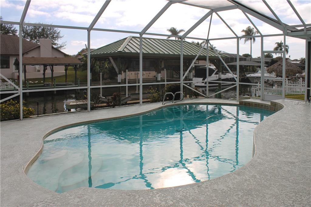 245 VIA HAVARRE, MERRITT ISLAND, Florida 32953, 3 Bedrooms Bedrooms, 7 Rooms Rooms,2 BathroomsBathrooms,Residential,For sale,VIA HAVARRE,O5558154