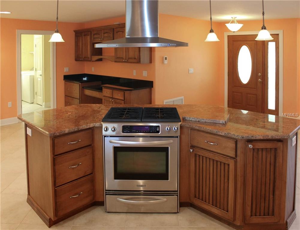 245 VIA HAVARRE, MERRITT ISLAND, Florida 32953, 3 Bedrooms Bedrooms, 7 Rooms Rooms,2 BathroomsBathrooms,Residential,For sale,VIA HAVARRE,O5558154