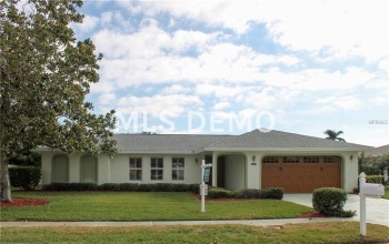 245 VIA HAVARRE, MERRITT ISLAND, Florida 32953, 3 Bedrooms Bedrooms, 7 Rooms Rooms,2 BathroomsBathrooms,Residential,For sale,VIA HAVARRE,O5558154