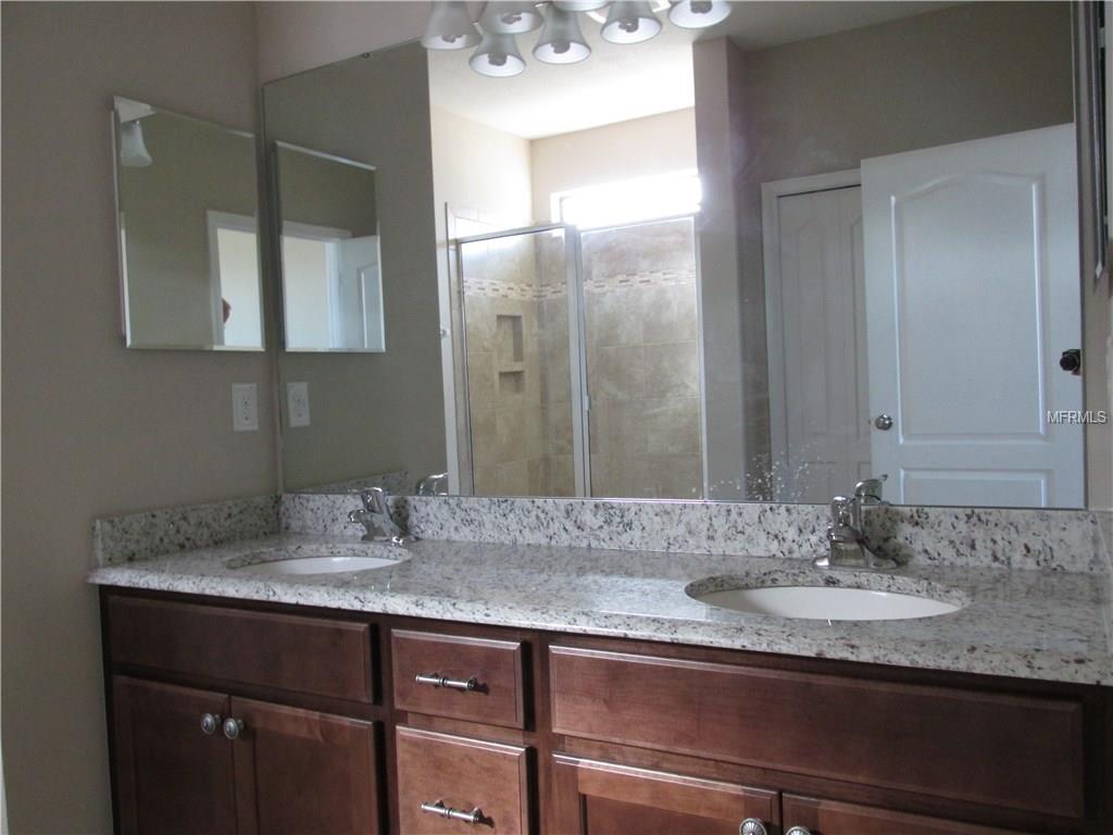 2195 ONTARIO WAY, LAKELAND, Florida 33805, 4 Bedrooms Bedrooms, 10 Rooms Rooms,3 BathroomsBathrooms,Residential,For sale,ONTARIO,L4725248