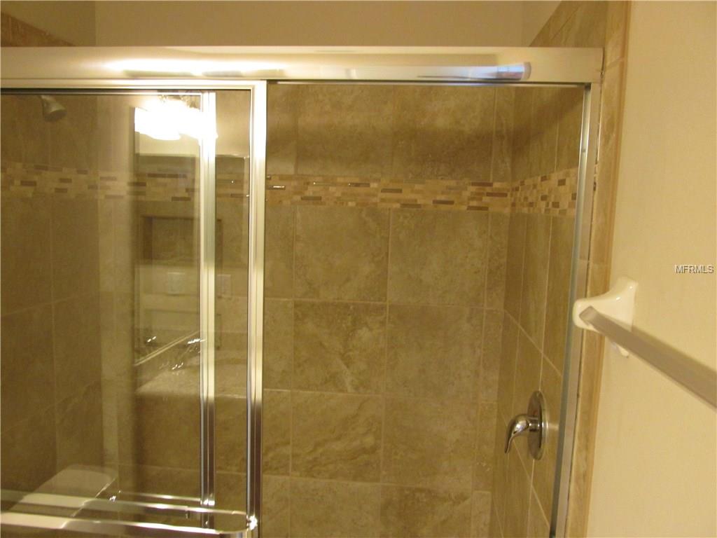 2195 ONTARIO WAY, LAKELAND, Florida 33805, 4 Bedrooms Bedrooms, 10 Rooms Rooms,3 BathroomsBathrooms,Residential,For sale,ONTARIO,L4725248