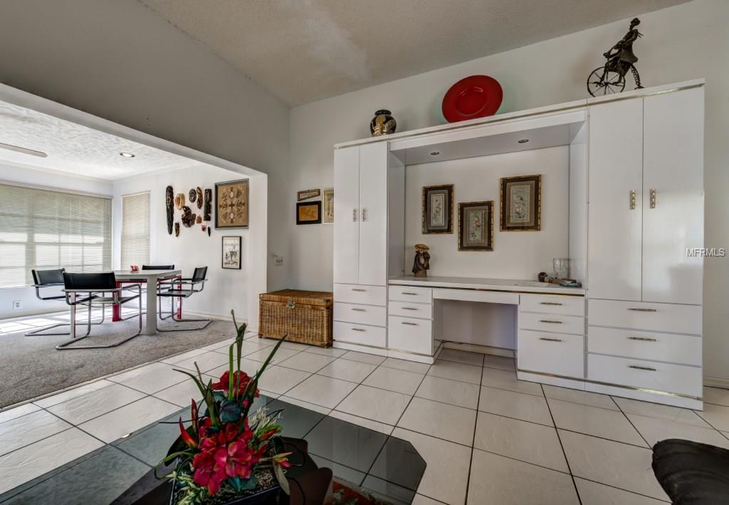 4321 MUIRFIELD DRIVE, BRADENTON, Florida 34210, 2 Bedrooms Bedrooms, 8 Rooms Rooms,2 BathroomsBathrooms,Residential,For sale,MUIRFIELD,A4208618